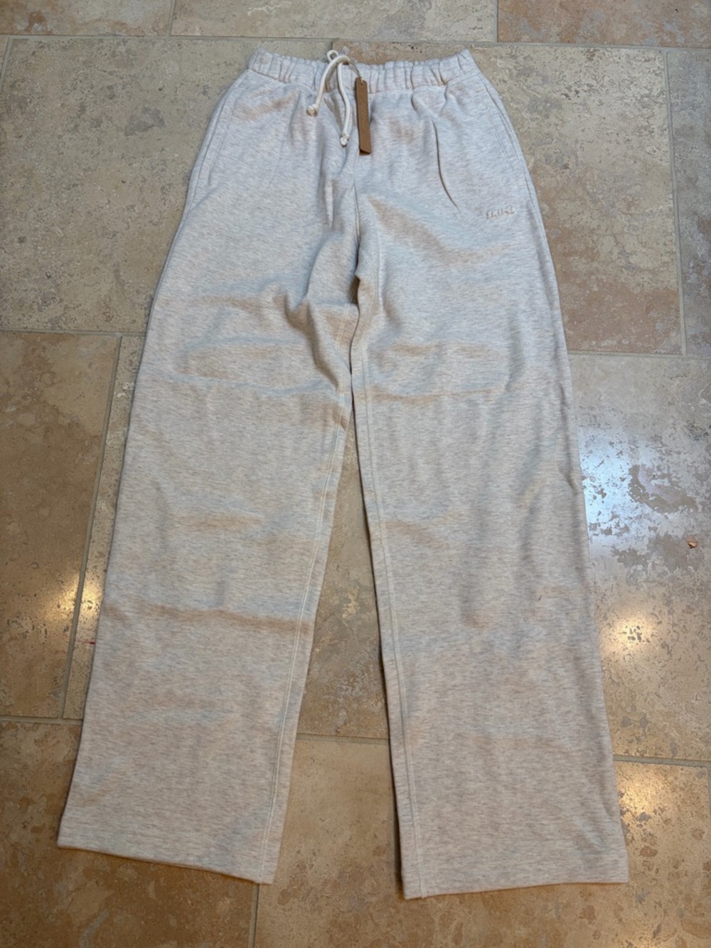 SKIMS women’s Cotton Fleece Classic Straight Leg Sweatpants-NWT